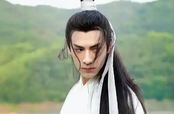 在"以瘦为美"的娱乐圈,为什么这些明星瘦了反而"丑"了?