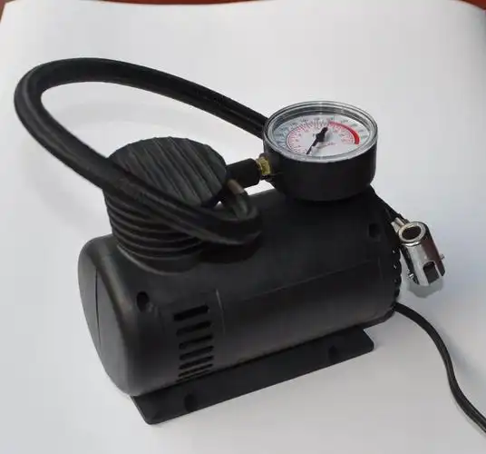 汽车用品车载充气泵打气机 车载打气泵 微型充气泵 11601a