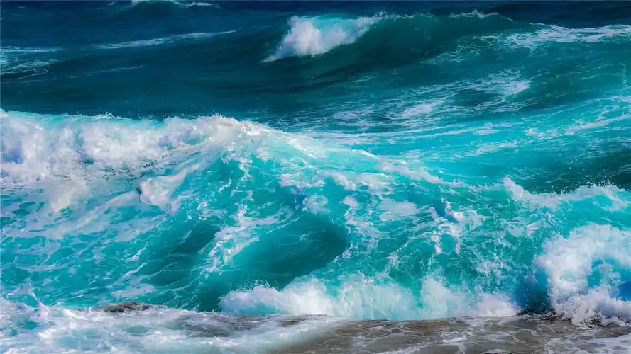 汹涌的海洋海浪高清桌面壁纸