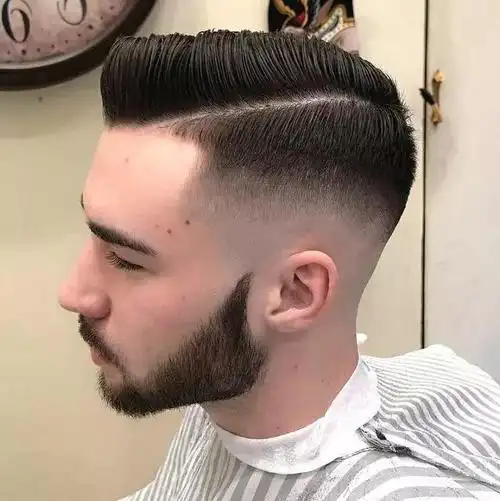 欧美油头发型教程图解(那不妨来试试这款经典油头发型吧)(6)