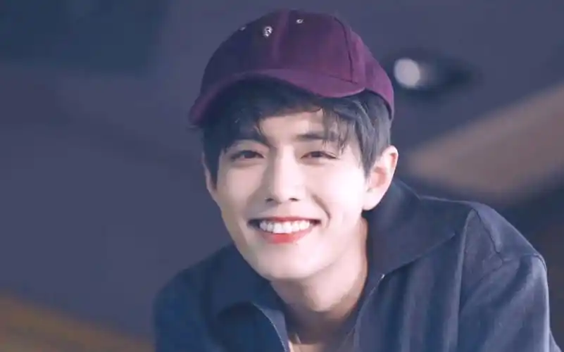 【日常想肖战】考古憨憨笑