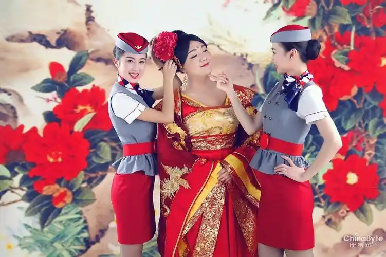 胖空少穿越回唐朝 反串武媚娘丰满秒杀众美女