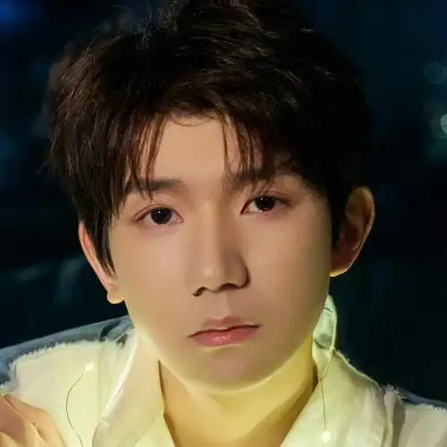 行程 哥哥太辛苦了(but dbq眼眶红红真的好美06)  #王源23岁且放