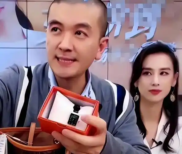 黄圣依老公杨子直播间说孩子不去迪士尼乐园会自卑_网友_成长_价值观