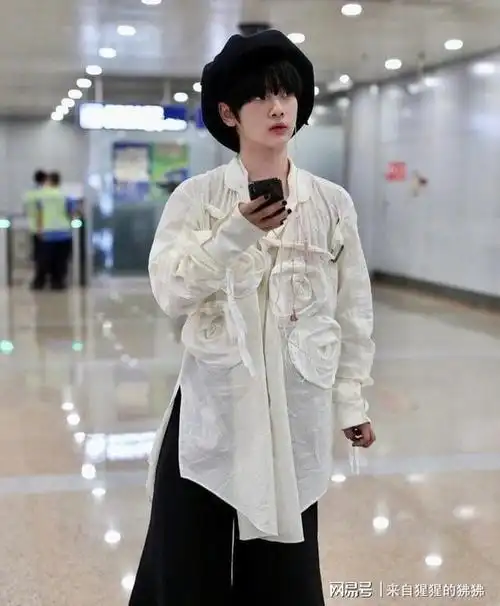 南南的时尚之路真的有点难,盘点周震南在造型上翻