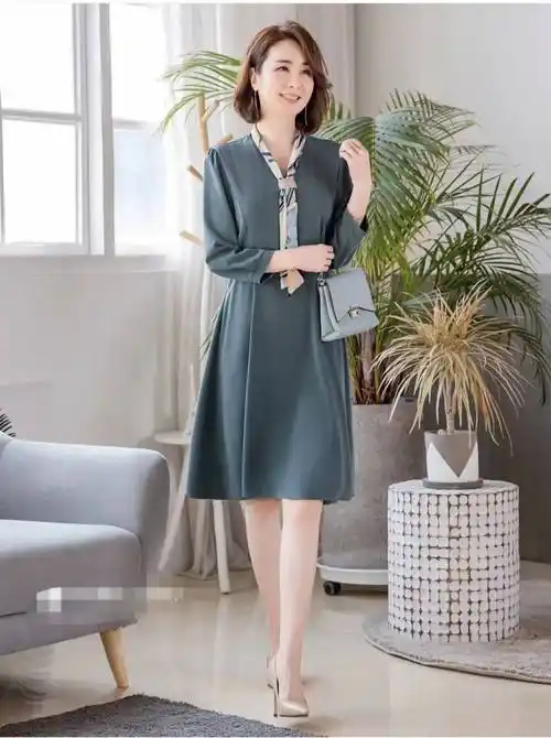 原创50岁女人穿什么衣服洋气显年轻