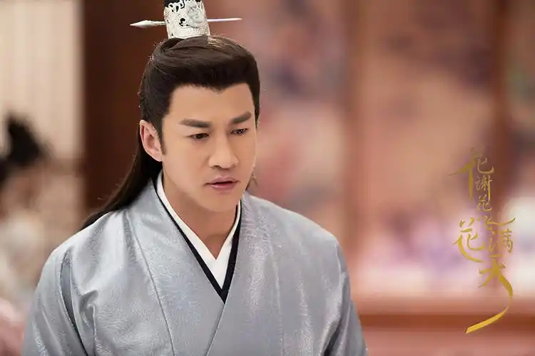 何润东《花谢花飞花满天》获封"古装第一时尚麻豆" 暖男将军化身"花