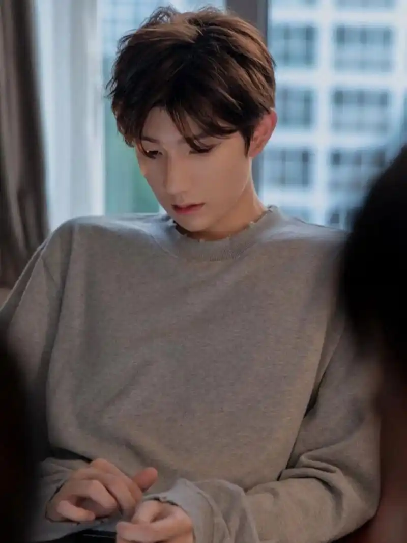 王源精选神仙壁纸