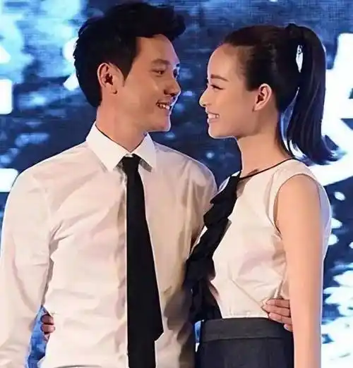 男女通吃自降身段,与李宇春冯绍峰井柏然传绯闻_关系_成为了