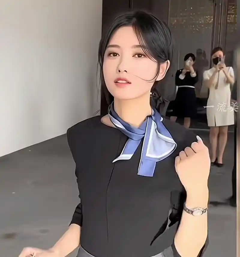 新晋女神!江苏售楼小姐姐小朱,职业装惊艳全网!