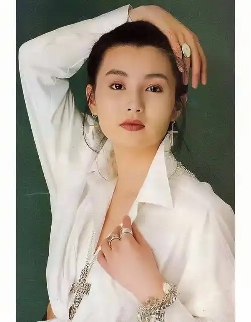 张曼玉年轻时有多美?