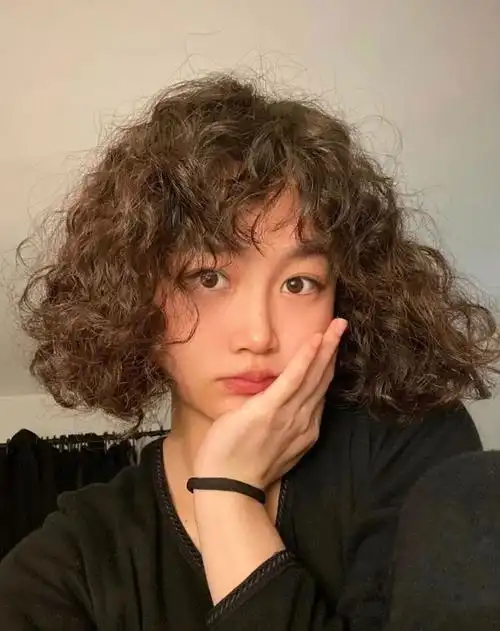 最有人气女发来了,这个春天就选它,利落时尚很满意|发型|短发|卷发