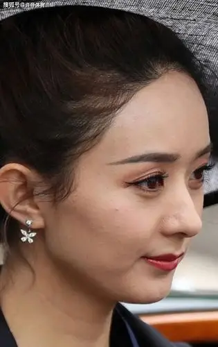 原创离开精修图后,女明星无异于寻常人,天生丽质?根本不存在的!