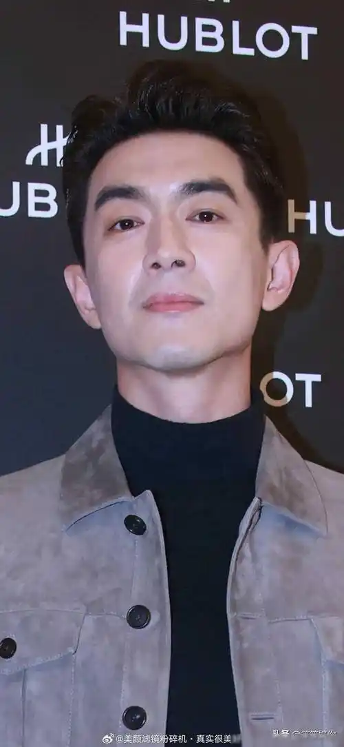 总的来说,林更新的现状让人感到惋惜,但也反映了娱乐圈残酷竞争的一面