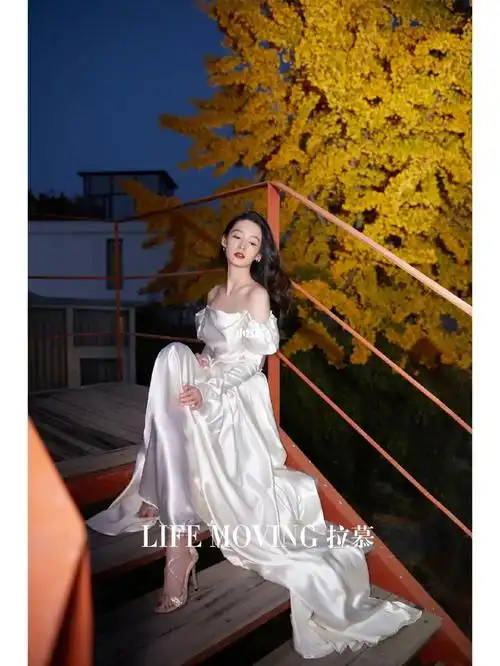 镇江婚纱李沁小众礼服秋日大片来袭