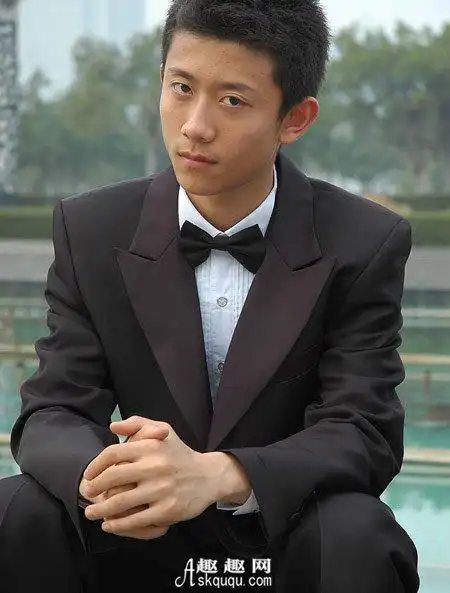 张一山个人资料简介张一山身高