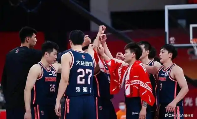 广东队彻底怒了朱芳雨加官方正式宣言严惩老队员球迷却想笑