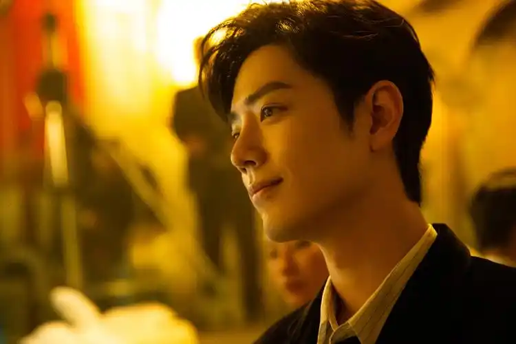 超帅肖战冷峻写真壁纸_冷峻魅力的肖战