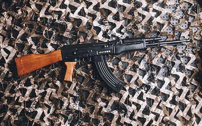 好礼11复刻ak47源自茅台镇和兄弟一起享受战斗民族的浪漫