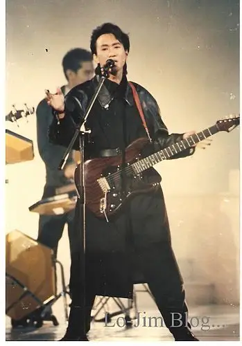 总结黄家驹一生中用过的20把吉他(下)