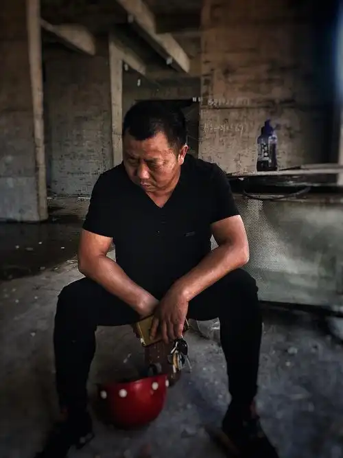 丈夫老公儿子都只是男人肩上扛的责任