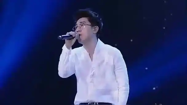 金志文献唱《关关雎鸠》,饱含深情的嗓音,唱出了千年古韵的浪漫情怀