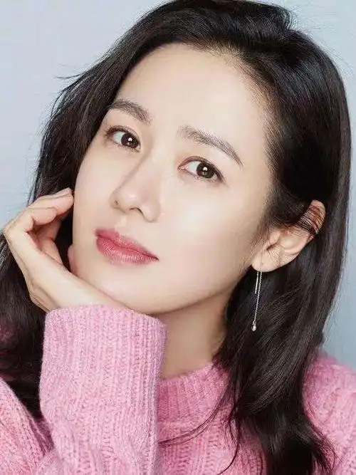 韩国最美10大女明星之全智贤韩国最美10大女明星2021韩国十大最美