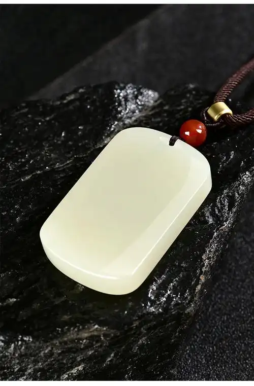 无镶嵌用途:自戴,收藏,送女友适用人群:男士证书:其他图案造型:玉牌