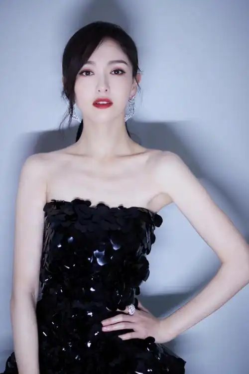 唐嫣 2020cosmo时尚盛典