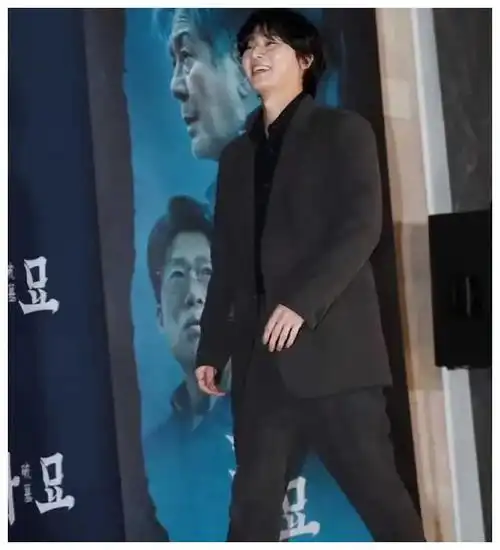 李钟硕恋爱后变得如此肿酵母风成为韩艺界现象