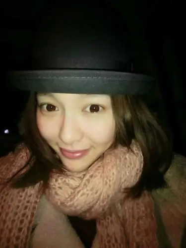 谁有唐嫣的照片,要私下的,没化妆的