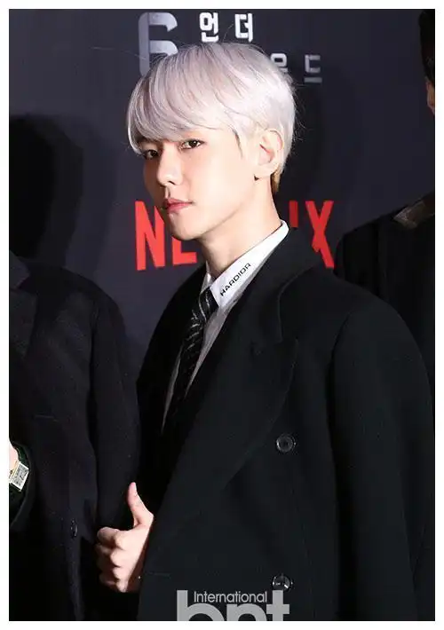 exo边伯贤将为新剧hyena演唱ost