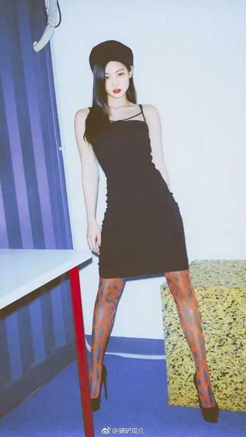 怎么评价blackpinkjennie的身材