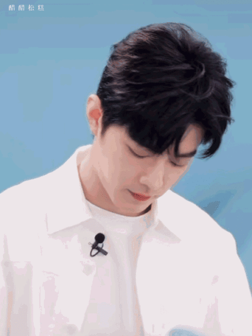 肖战安热沙品牌代言人##肖战动图##肖战壁纸