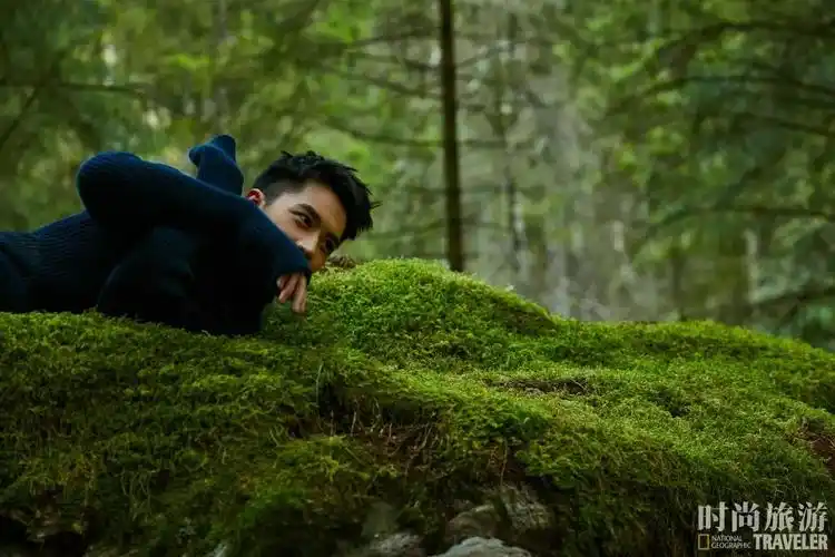 时尚旅游-既然都是云过情人节那我选择和许魏洲一起去踩雪