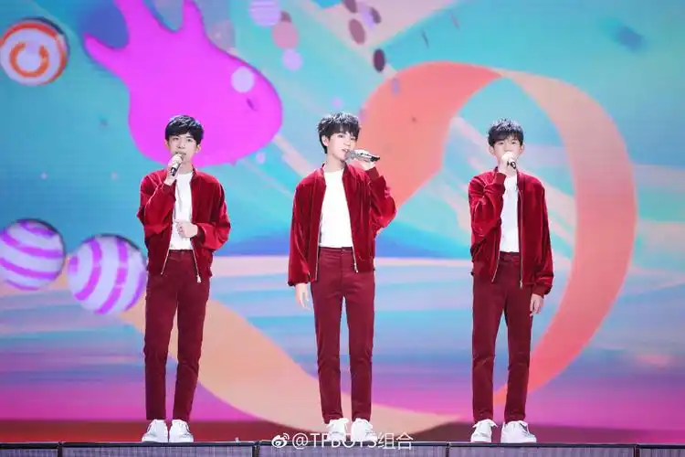 tfboys出道六周年青春热血少年未来可期