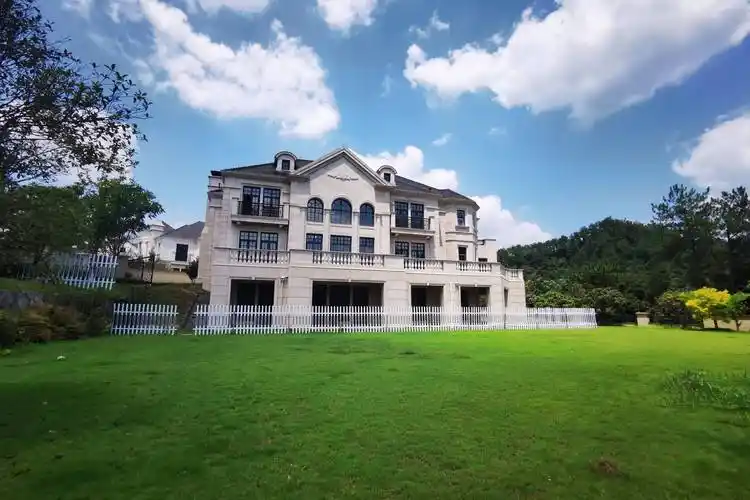 杭州法式庄园别墅独栋花园3亩地