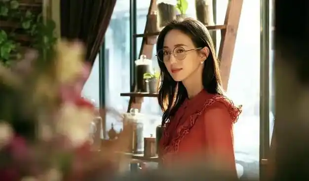 有文化气质的反派张钧甯真的是美翻了