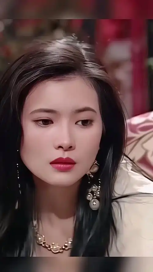 蓝洁瑛(1963年4月27日—2018年10月31日),出生于中国香港,籍贯广东省