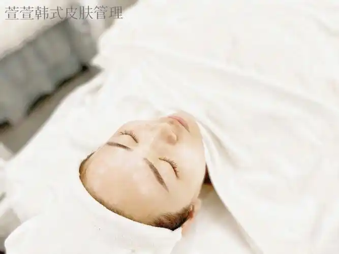 皮肤管理提亮补水保湿