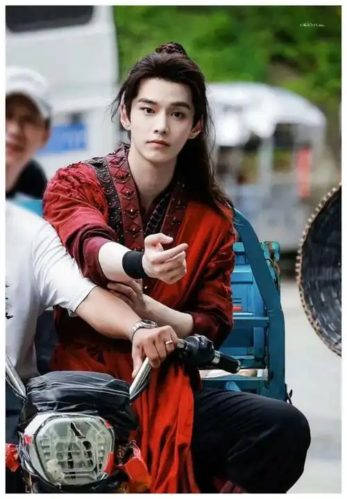 竹马|毕业|林更新|小鲜肉|实力派演员_网易订阅