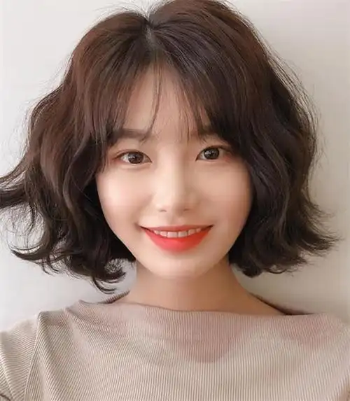 烫短发图片女2022最新款 短发烫一下更显气韵_发型造型_宝妈时尚生活