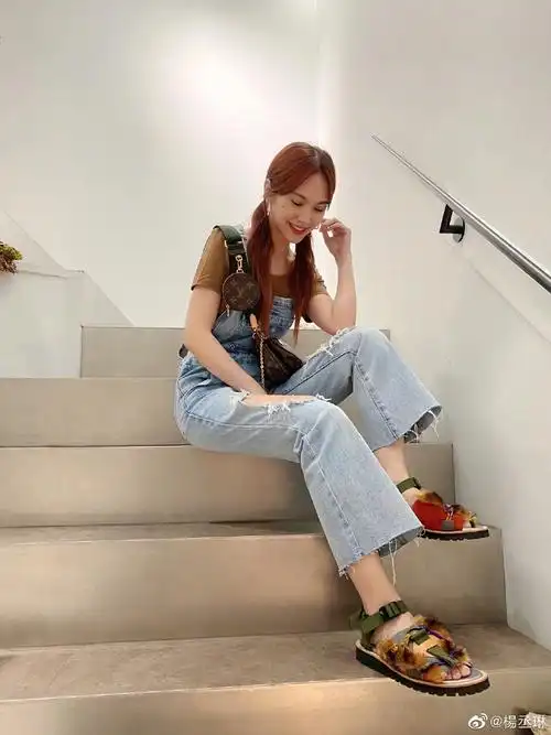 美女明星 杨丞琳 的图集