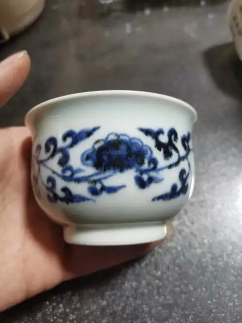 真品明代宣德时候的一只小杯子