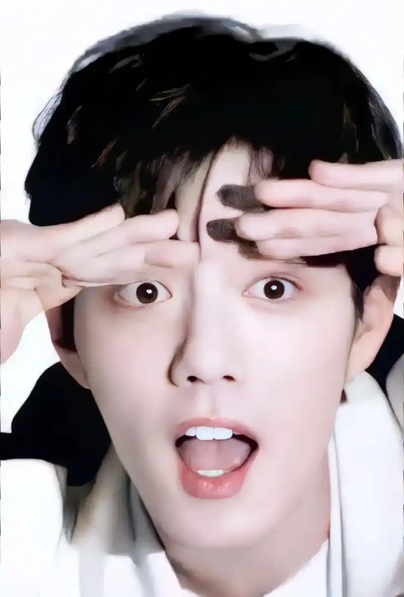 肖战 可爱炸了,想要更多可爱战战图99 - 抖音