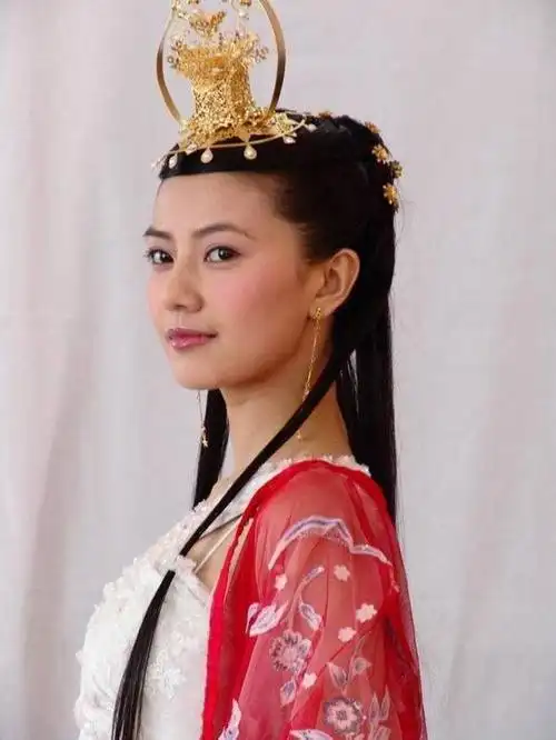 高圆圆古装.梦回古代.#古装美人# #经典影视剧照