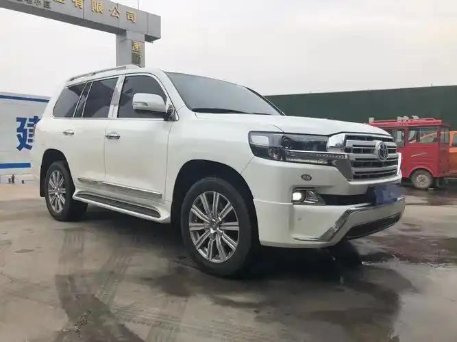 丰田 兰德酷路泽