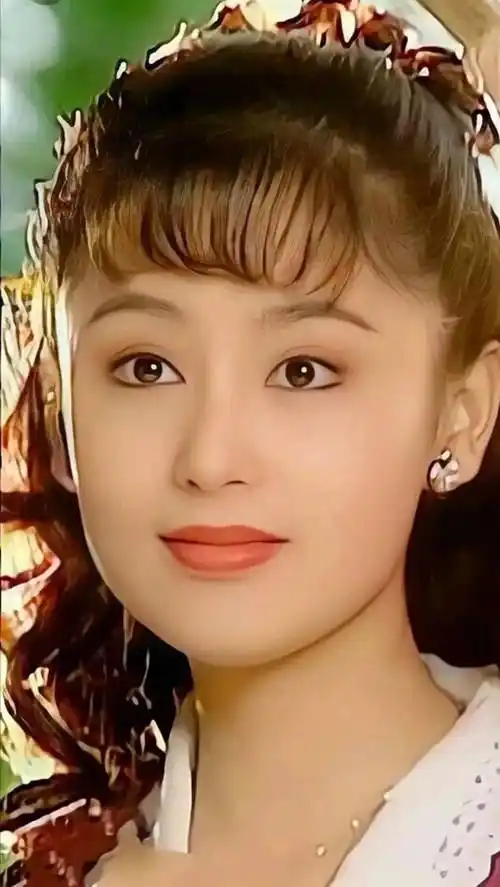 明星:陈红"大陆第一美人"巅峰时到底有多美,看到年轻旧照!