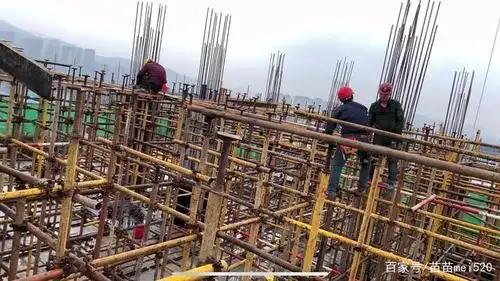 工地上班一天能挣400,做木工太累准备放弃了