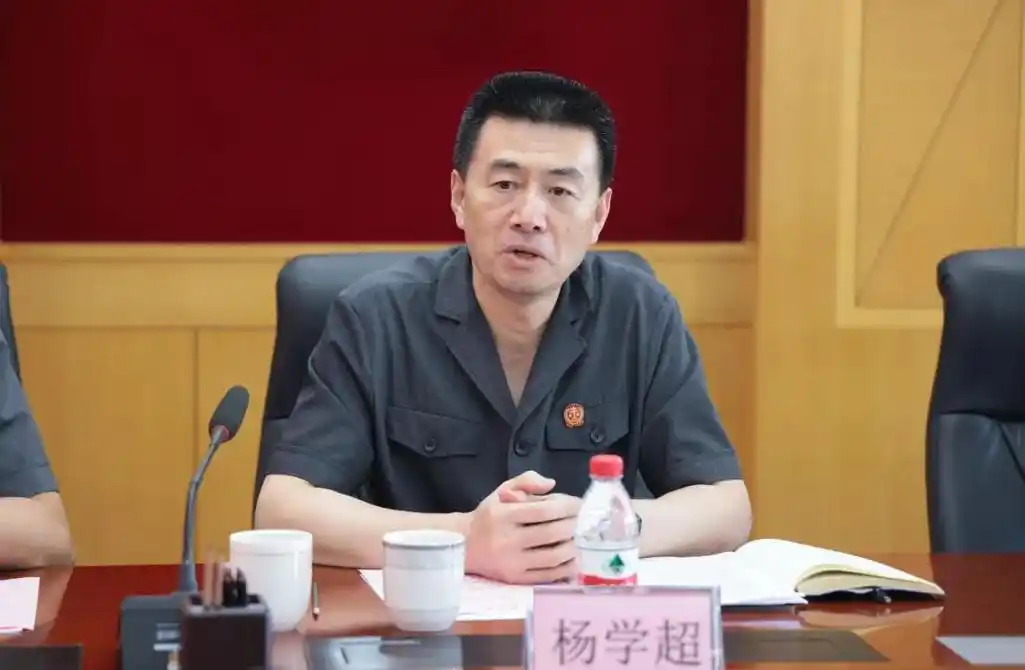 指导培训强合力 能动司法促提升——大连市中级人民法院民五庭庭长杨